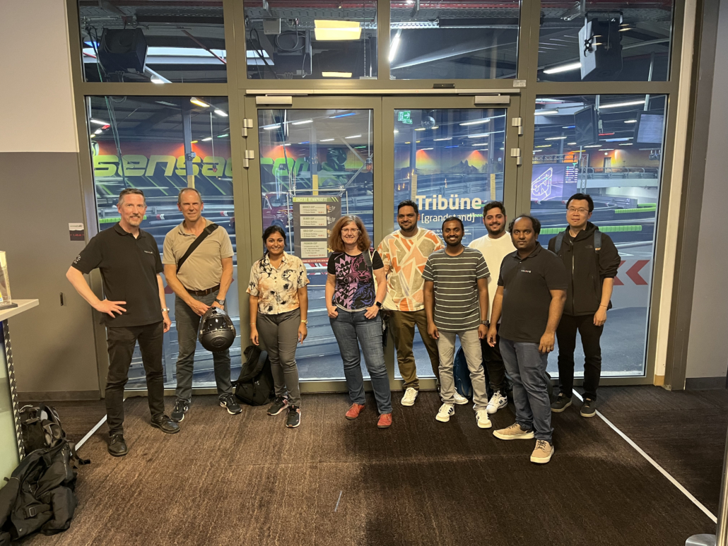 Mit Präzision durch jede Kurve – Unser QS-Teamevent Mit Präzision durch jede Kurve – Unser QS-Teamevent